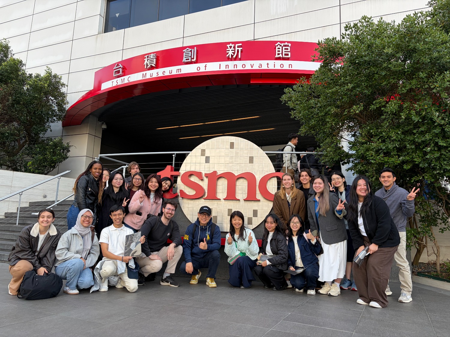 NCCU faculty and students explore TSMC’s Museum of Innovation.